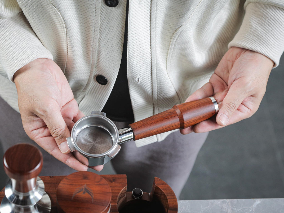KNODOS craftsmanship in espresso accessories enhances your home setup.