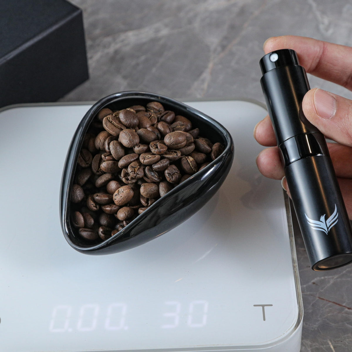 KNODOS premium packaging gift box offers a thoughtful coffee gift.