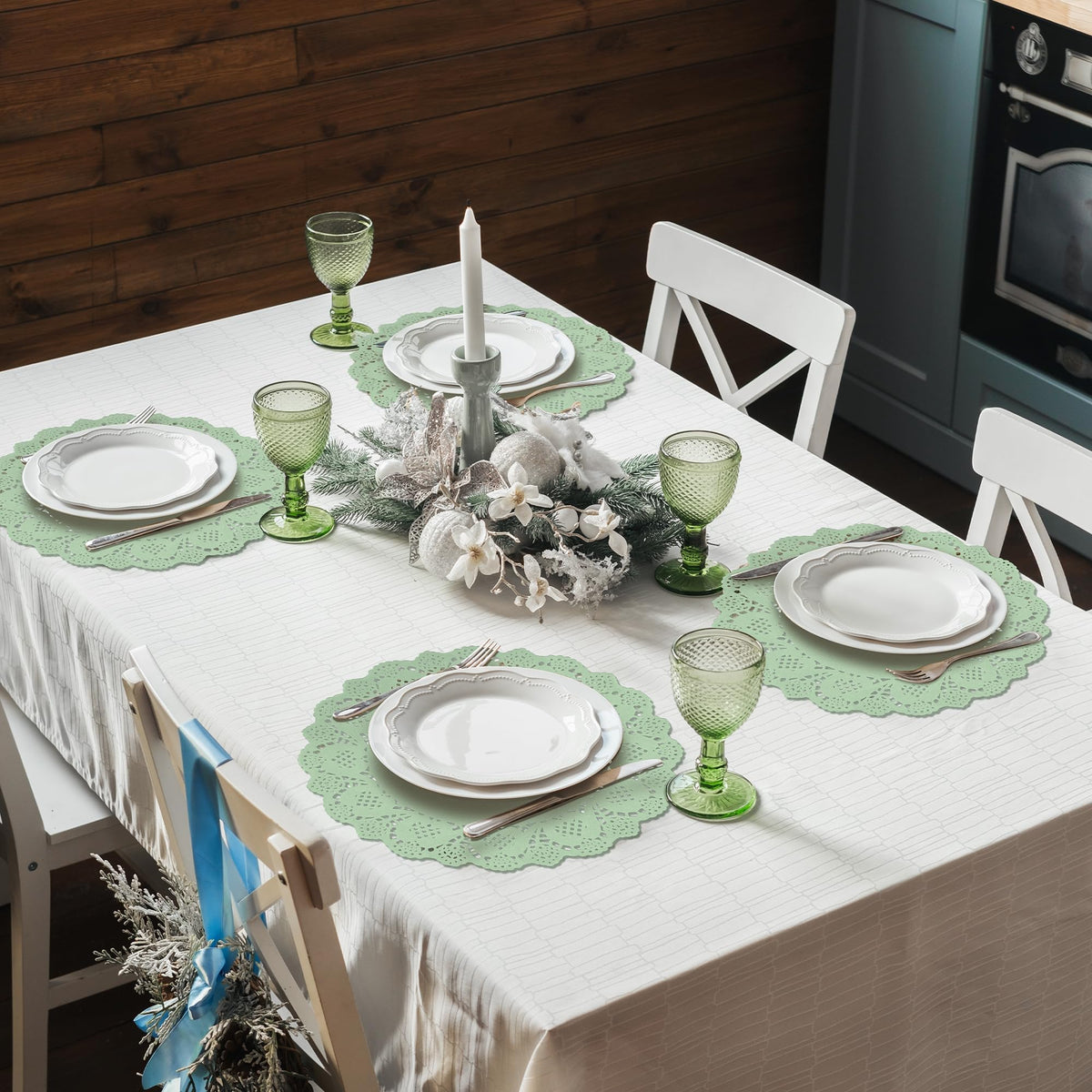 Kochorie disposable table mats simplify cleanup after events