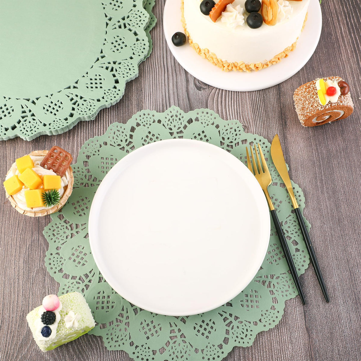 Kochorie elegant lace-edge doilies add refined charm to treats
