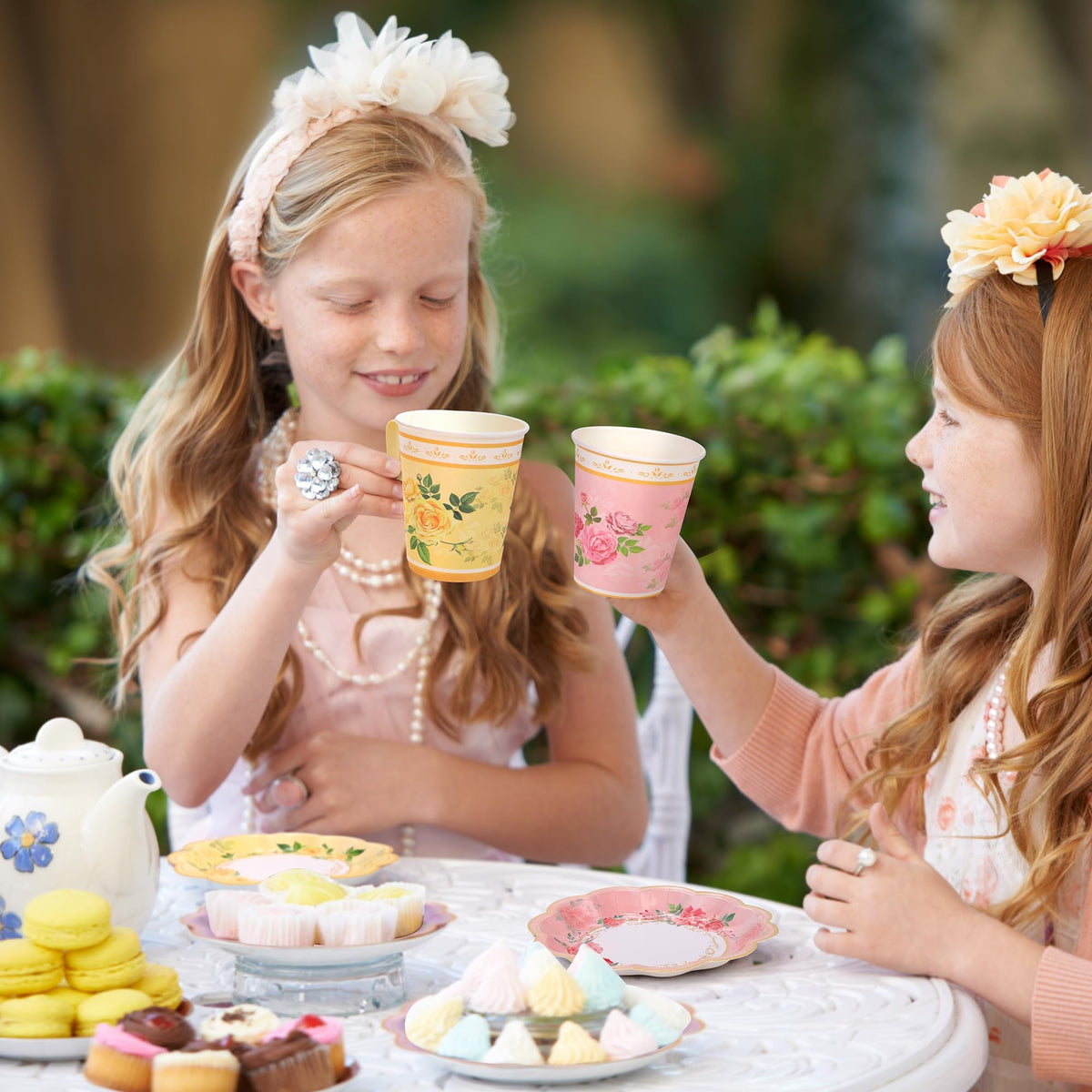 Kochorie cups suitable for hot and cold drinks during gatherings