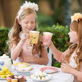 Kochorie cups suitable for hot and cold drinks during gatherings