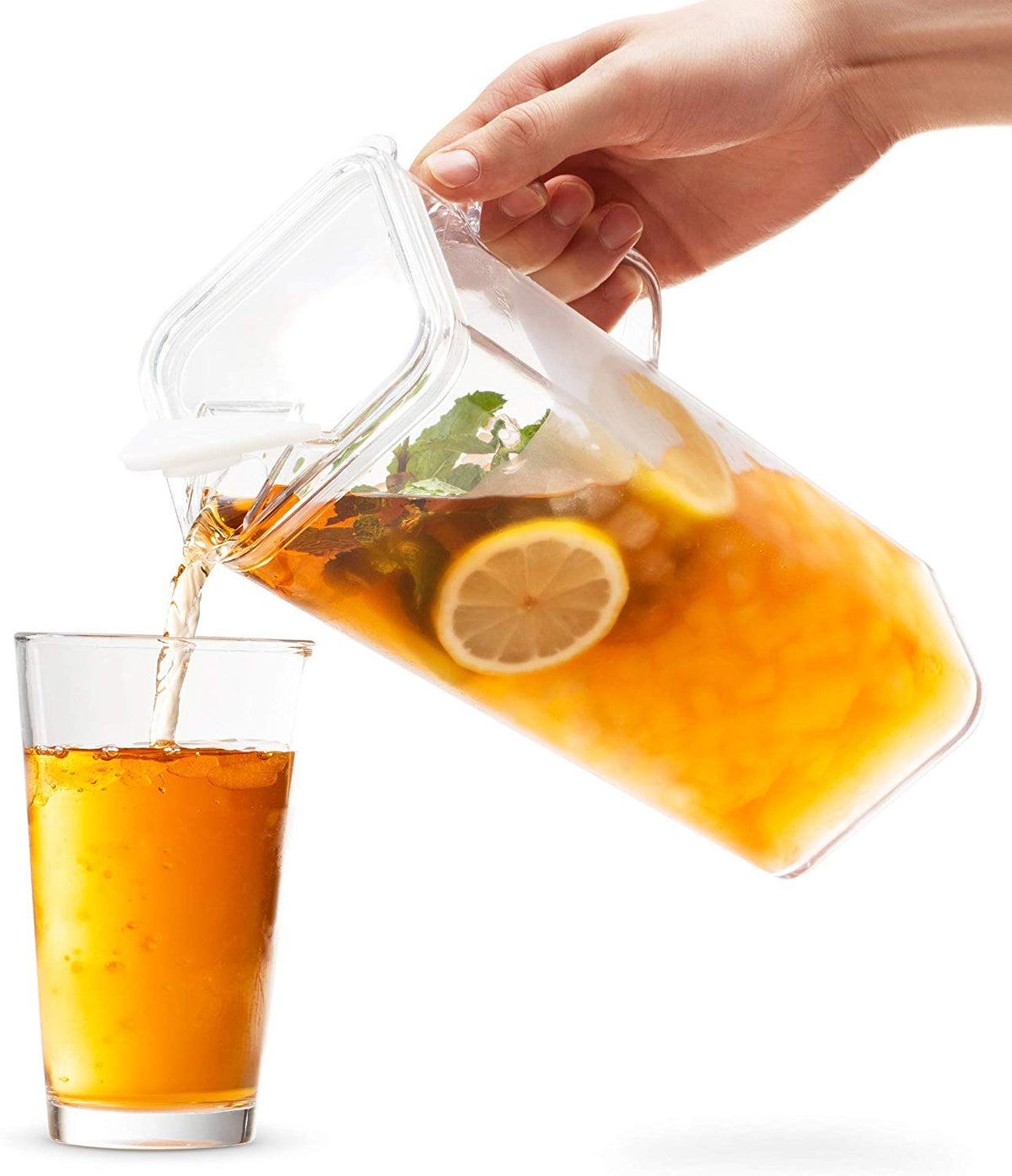 Komax pitcher spout with flip lid for easy pouring of iced drinks.
