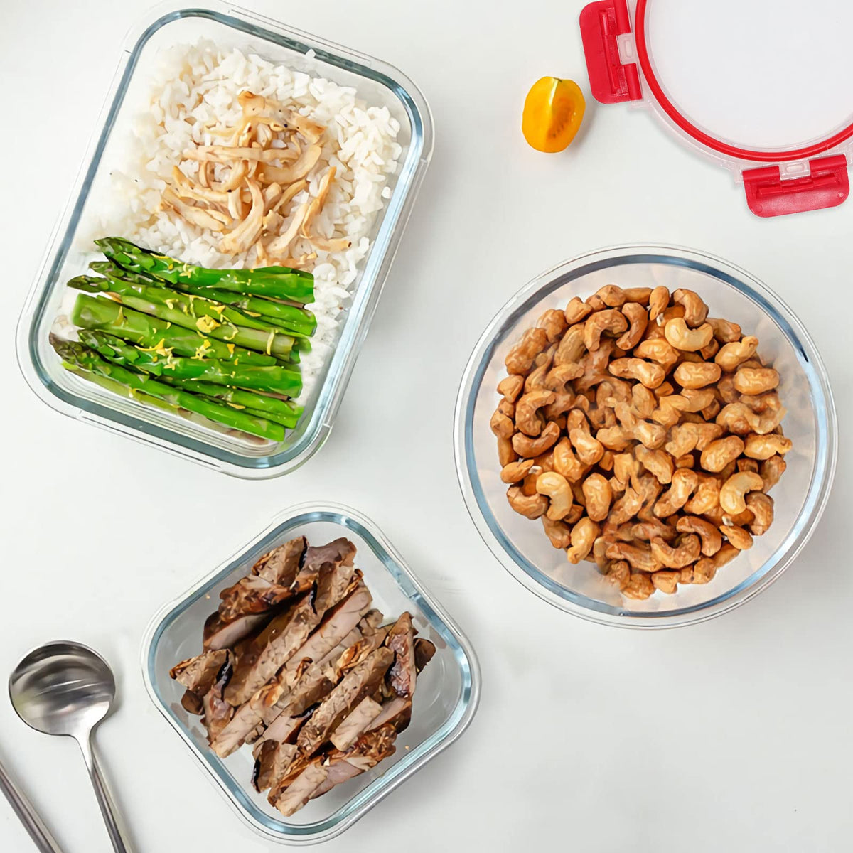 KOMUEE 7oz glass container compact for small portions and travel lunches.