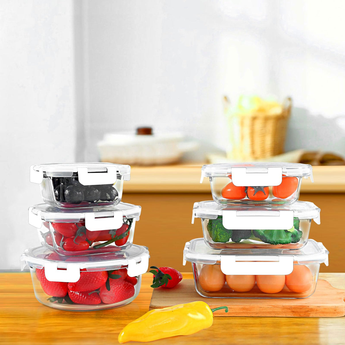 KOMUEE easy-to-clean glass containers simplify daily lunch prep.