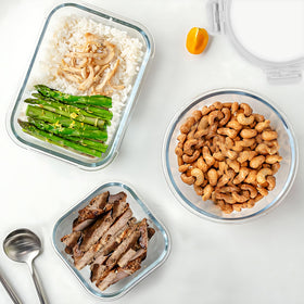 KOMUEE stackable design saves kitchen space and cabinet organization.