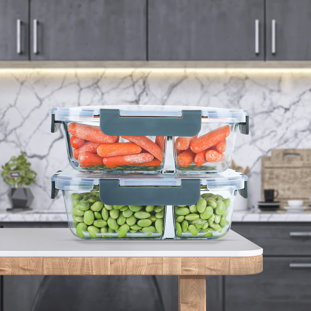 KOMUEE two-compartment lunch box is ideal for portion control on the go.