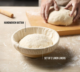 Kook linen liner 2-pack keeps dough clean and reusable.