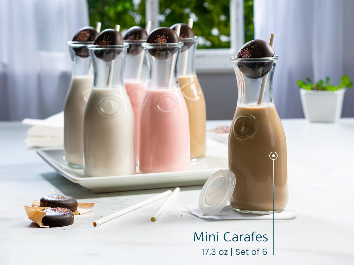 KooK carafe lid tight-fitting close-up prevents spills and residue.