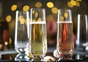 KooK champagne flutes wobble-free base for steady pours.