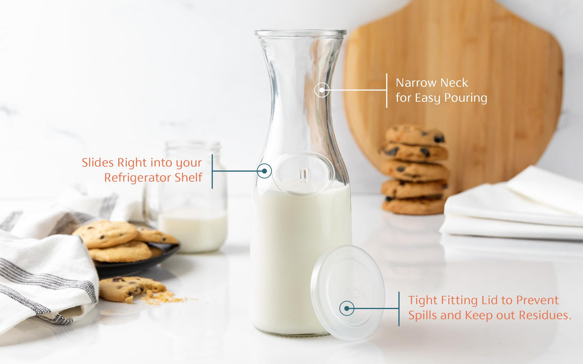KooK Carafe with tight-fitting plastic lid to minimize spills