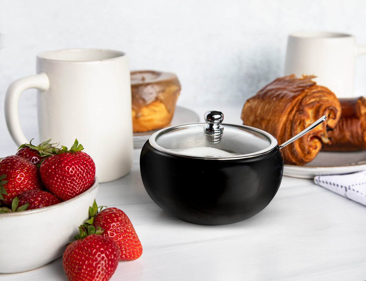 KooK glass lid provides visibility to contents and freshness