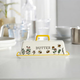 KooK Meadow butter dish top handle makes lifting the lid effortless.