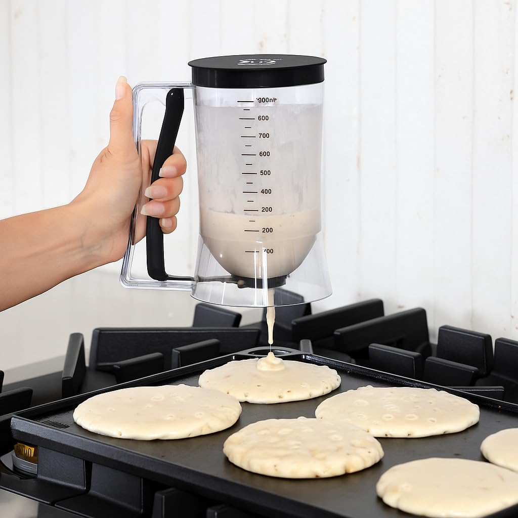 KPKitchen 4-cup capacity helps batch pancakes evenly