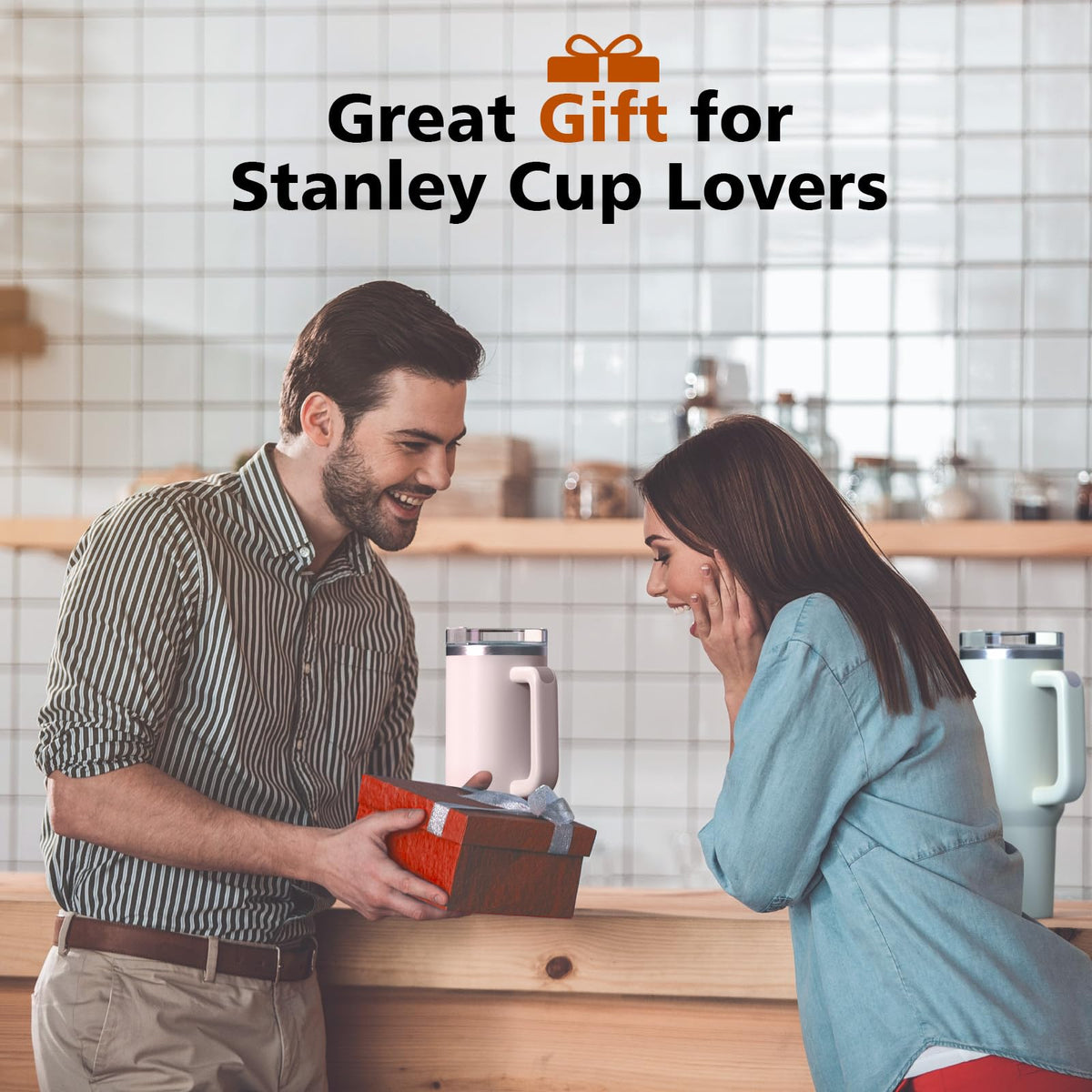 Kssiaz Stanley-compatible organizer fits 40 oz tumblers and similar bottles.