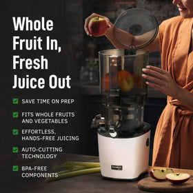 Kuvings AUTO10 50 rpm slow press delivers silky juice.
