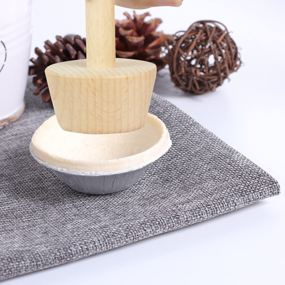 KVMORZE tart tamper set middle for precise pastry edges on standard tarts.