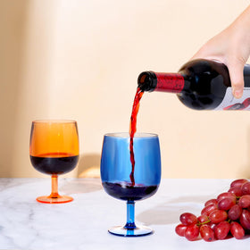 KX-WARE Classic acrylic wine glass 12oz, great for outdoor patio parties.
