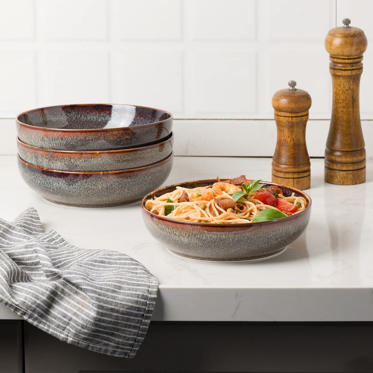 KYBSCZ microwave-safe porcelain bowls ready for reheating meals