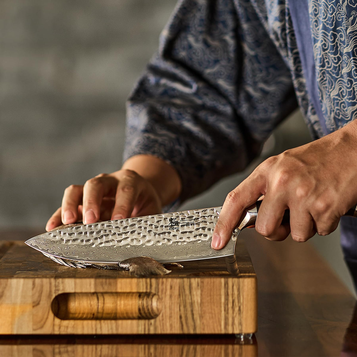KYOKU 67-layer Damascus pattern adds a distinctive, premium look.