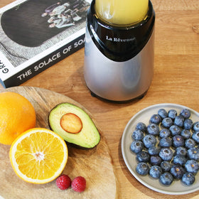 La Reveuse fits car cup holders for on-the-go wellness.