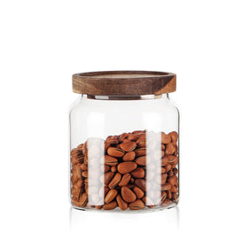 Labina glass jars are easy to wash between uses for everyday organization