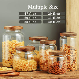 Labina glass canister with wide opening ideal for scooping flour or snacks.