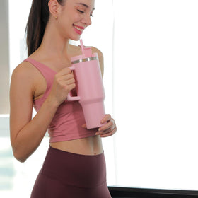 Labulabla 40oz tumbler straw design for convenient sipping with ice or tea.