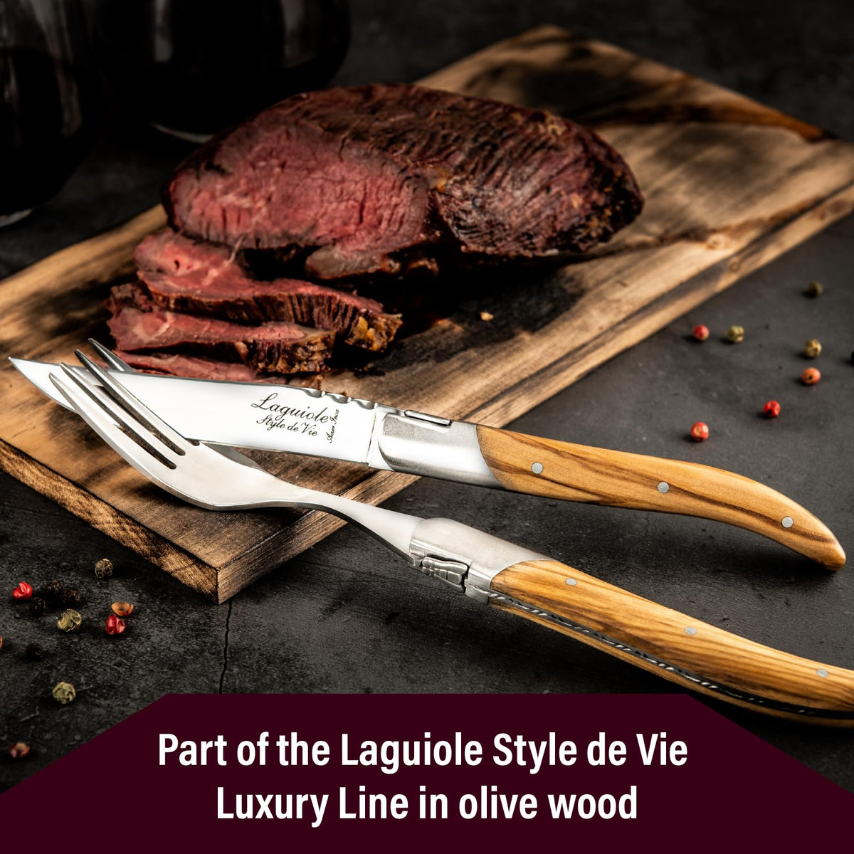 Laguiole Style de Vie olive wood grain detail showcases natural warmth.