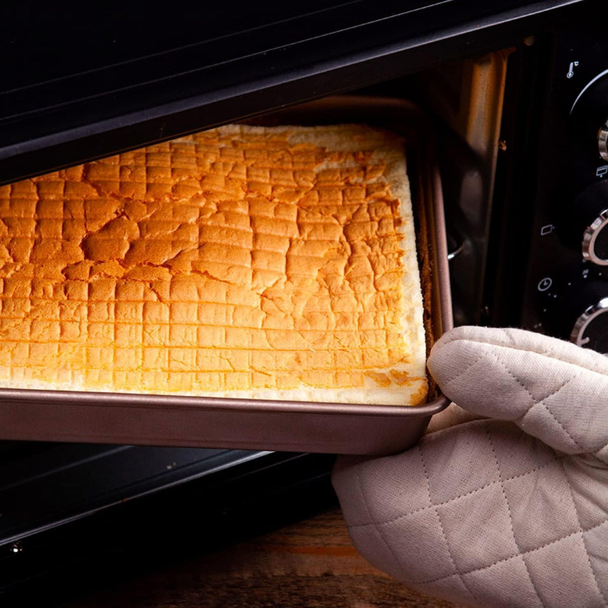 Lainrrew nonstick baking pan for effortless food release.