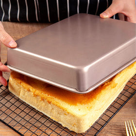 Lainrrew versatile bakeware pan suited for cookies, veggies, and more.