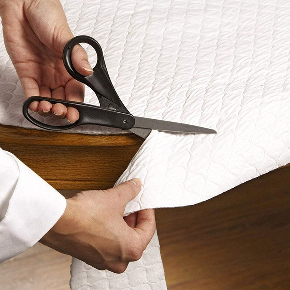 LAMINET deluxe cushioned table pad 52x120 protects dining surface with padding