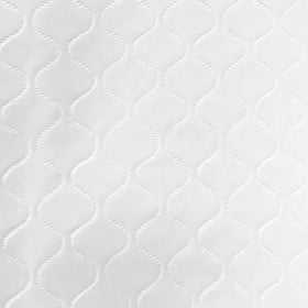 LAMINET table pad suitable for indoor and outdoor use for versatile protection.