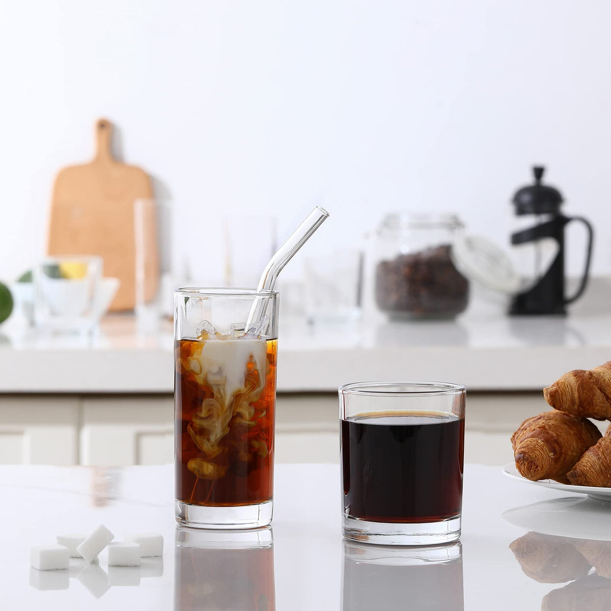 LANDNEOO glass straws provide reusable, eco-friendly sipping for any drink