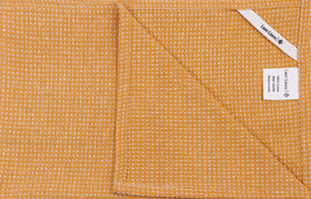 Lane Linen 18x28 inch towel laid flat highlighting large drying surface.