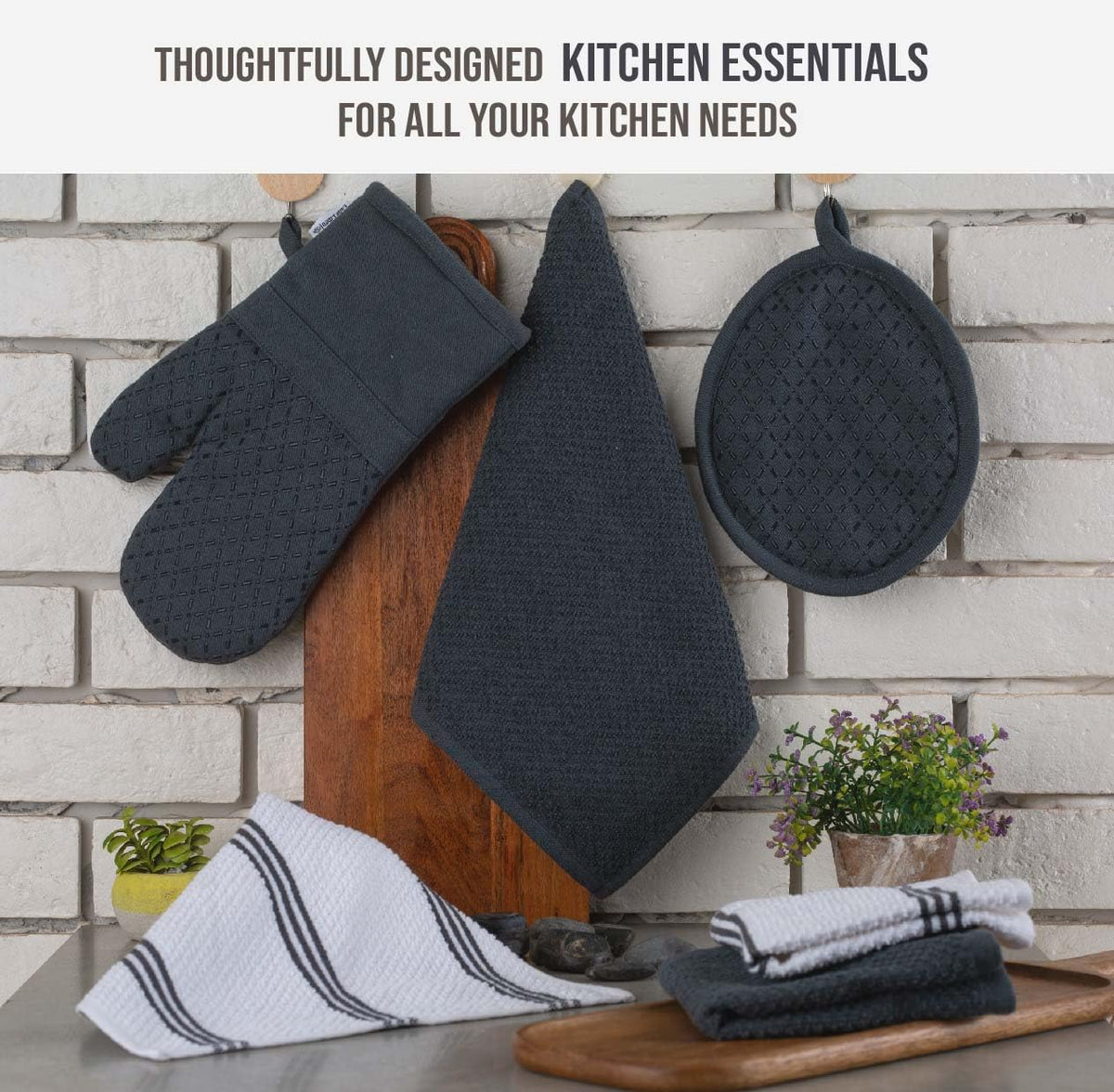 Lane Linen silicone oven mitts handle hot pots up to 500°F safely.