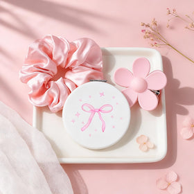 LANGASQUE silk scrunchie keeps hair gentle and stylish