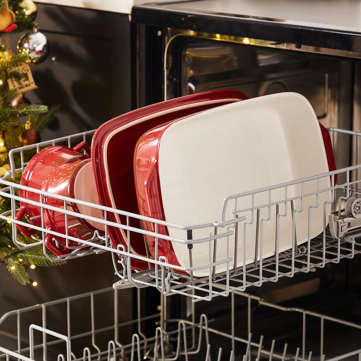 Lareina red exterior enamel cleans easily after baking.