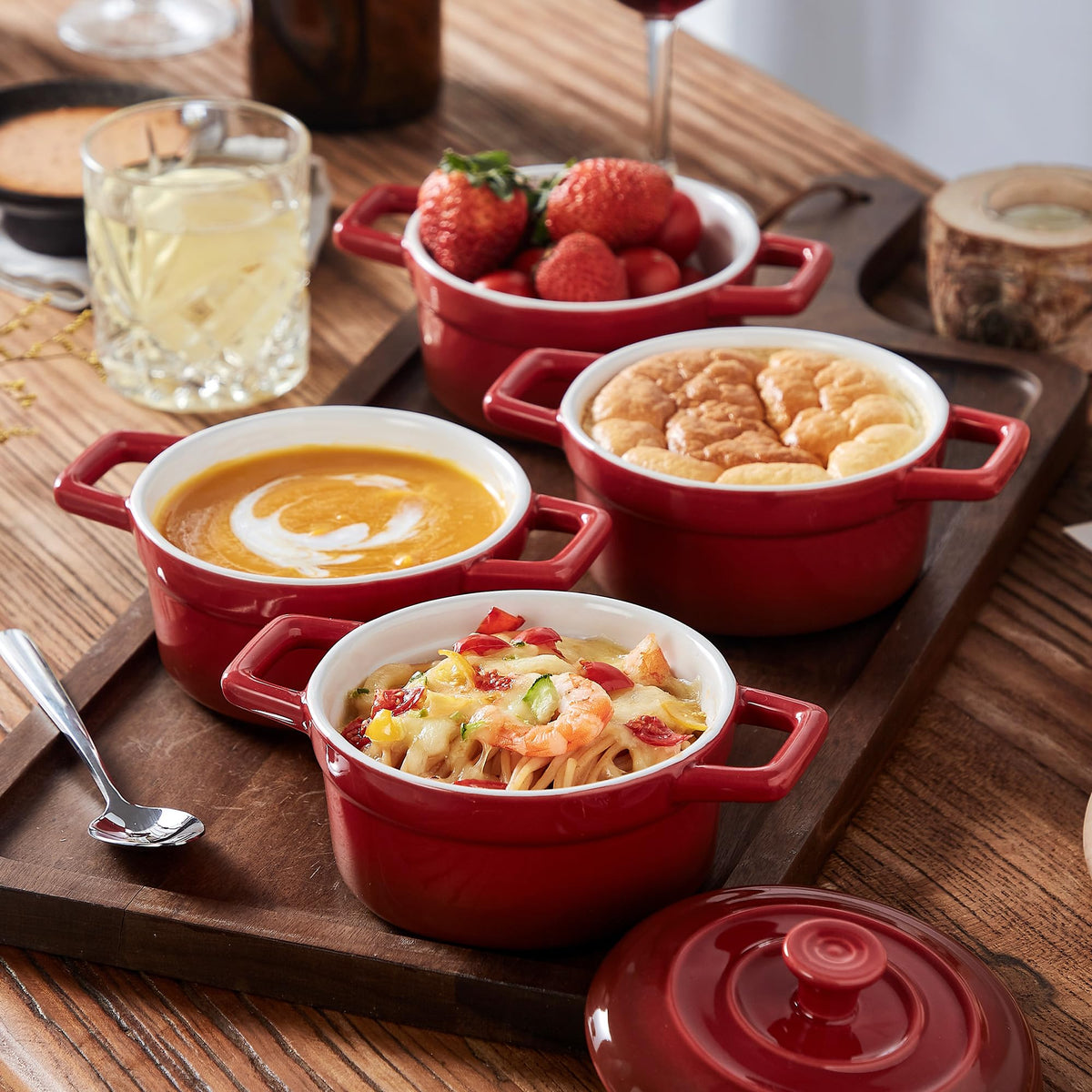 Lareina 12oz red cocotte packaging shows safe arrival.