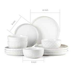 Lareina 6-inch cereal bowl with chip-resistant ceramic for daily use.