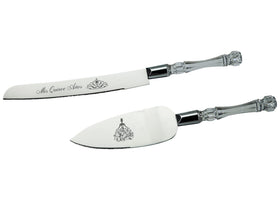 Lassos Boutique crystal-like acrylic handles add elegant sparkle to the serving set