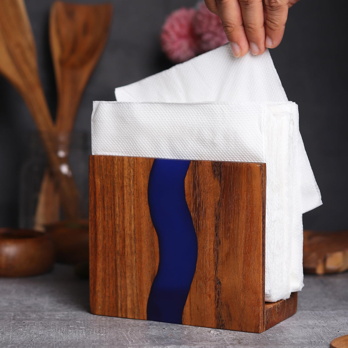 LAVAUK napkin holder for outdoor use, weather-resistant and easy to clean.