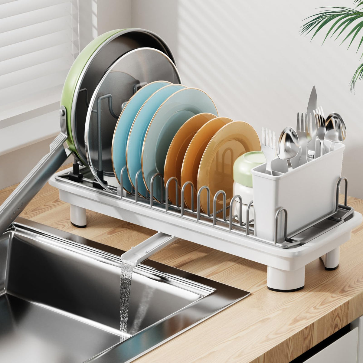 Laveshop small dish drying rack with compact design for tight counters and daily drying