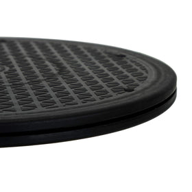 Lawei diamond-pattern surface provides secure grip during turns.