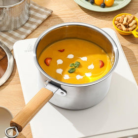 LCYHOMIEE indoor-outdoor compatible pot, ideal for camping and stovetop.