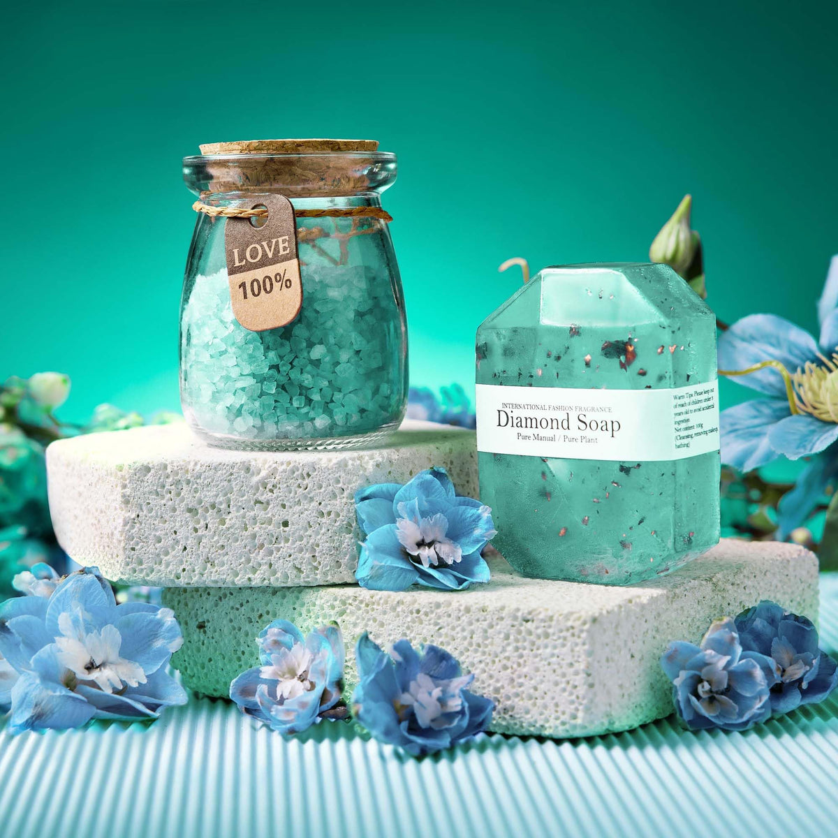 LE CADEAU bath bomb delivers a luxurious, fizzing bath moment