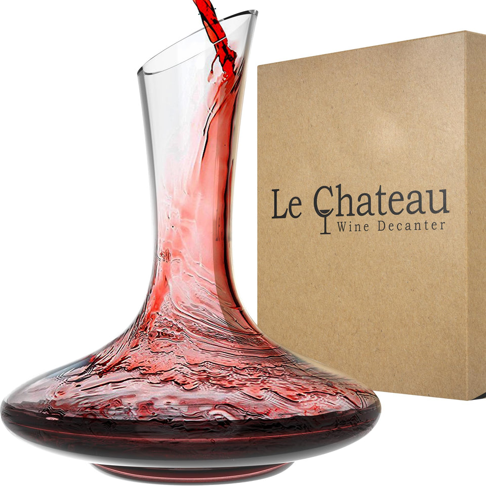 Le Chateau large elegant crystal wine decanter aerator showcases brilliance and maximizes aroma release