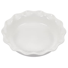 Le Creuset Heritage Pie Dish with scalloped edge for elegant presentation and even browning.