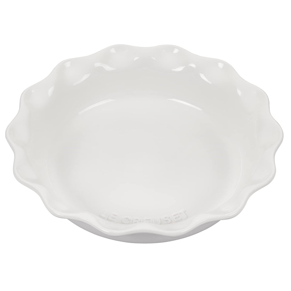 Le Creuset Heritage Pie Dish with scalloped edge for elegant presentation and even browning.