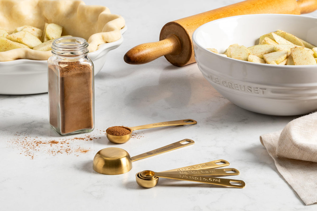 Le Creuset gold measuring spoon 1/4 tsp ideal for spices and baking